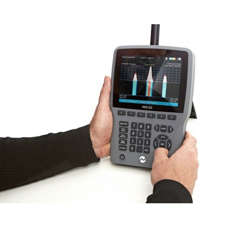 HSA-Q1 Ręczny analizator widma 0 do 13,4 GHz